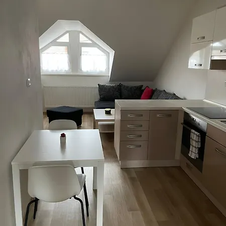 Lejlighed Sladky